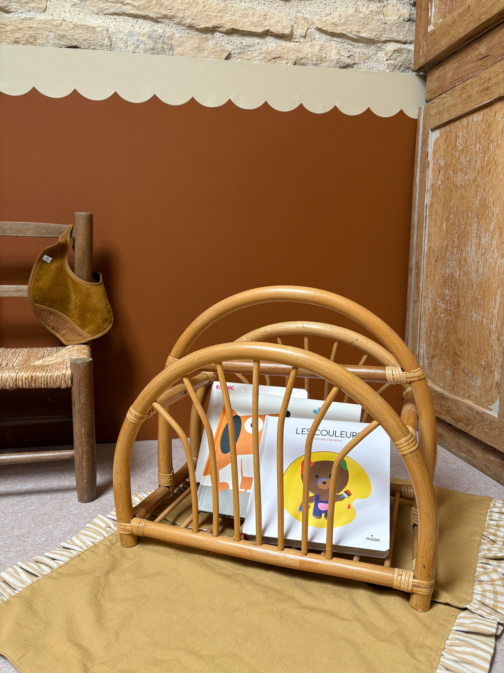 Porte revue vintage arrondi