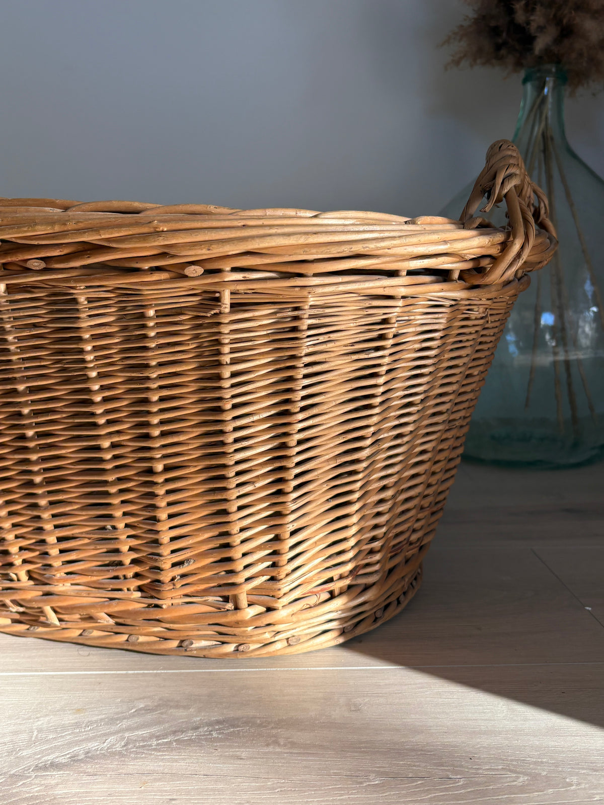 Joli panier en osier