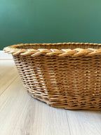 Panier ovale en osier à bordure tressée