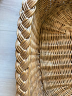 Panier ovale en osier à bordure tressée