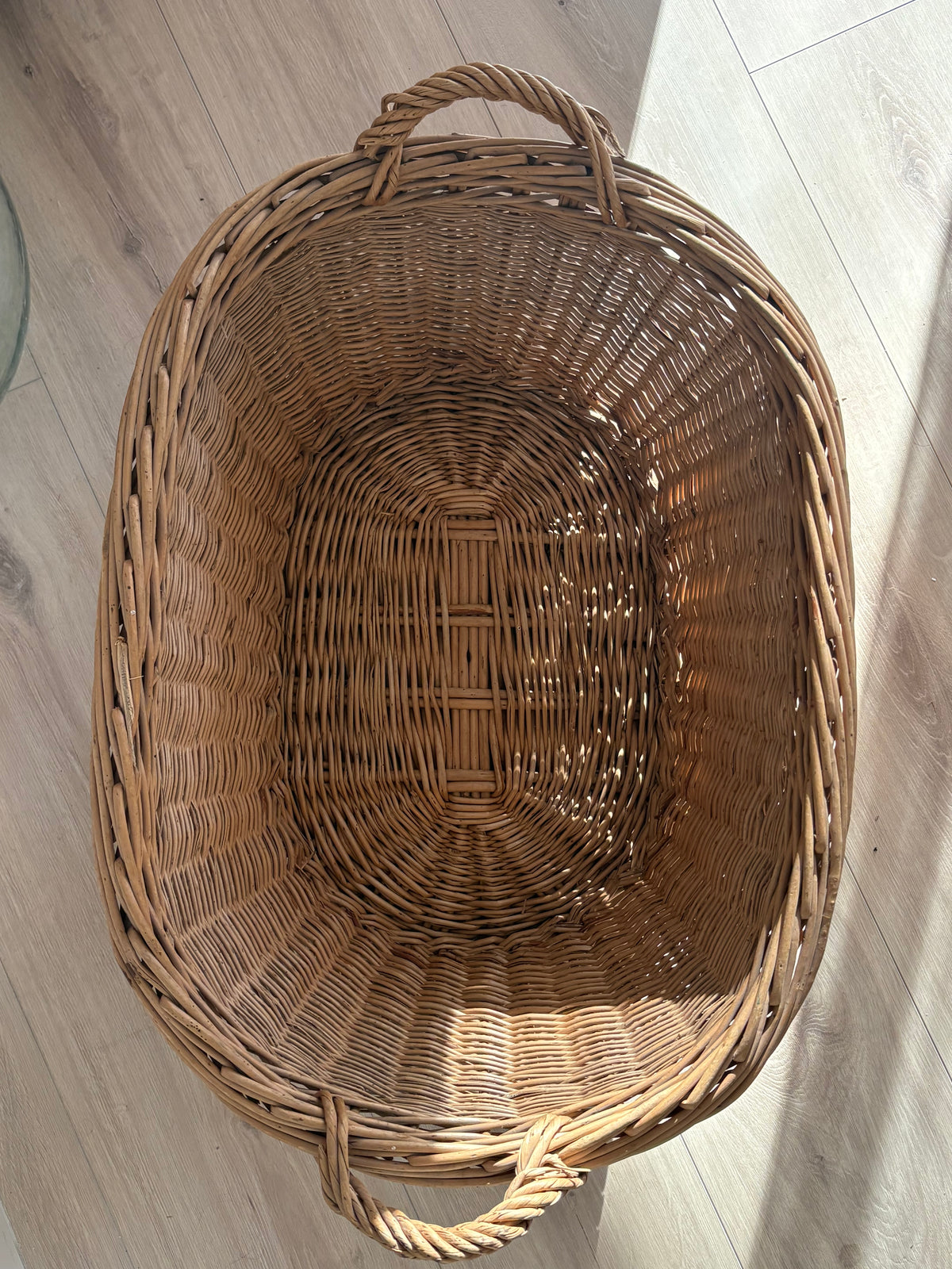 Joli panier en osier