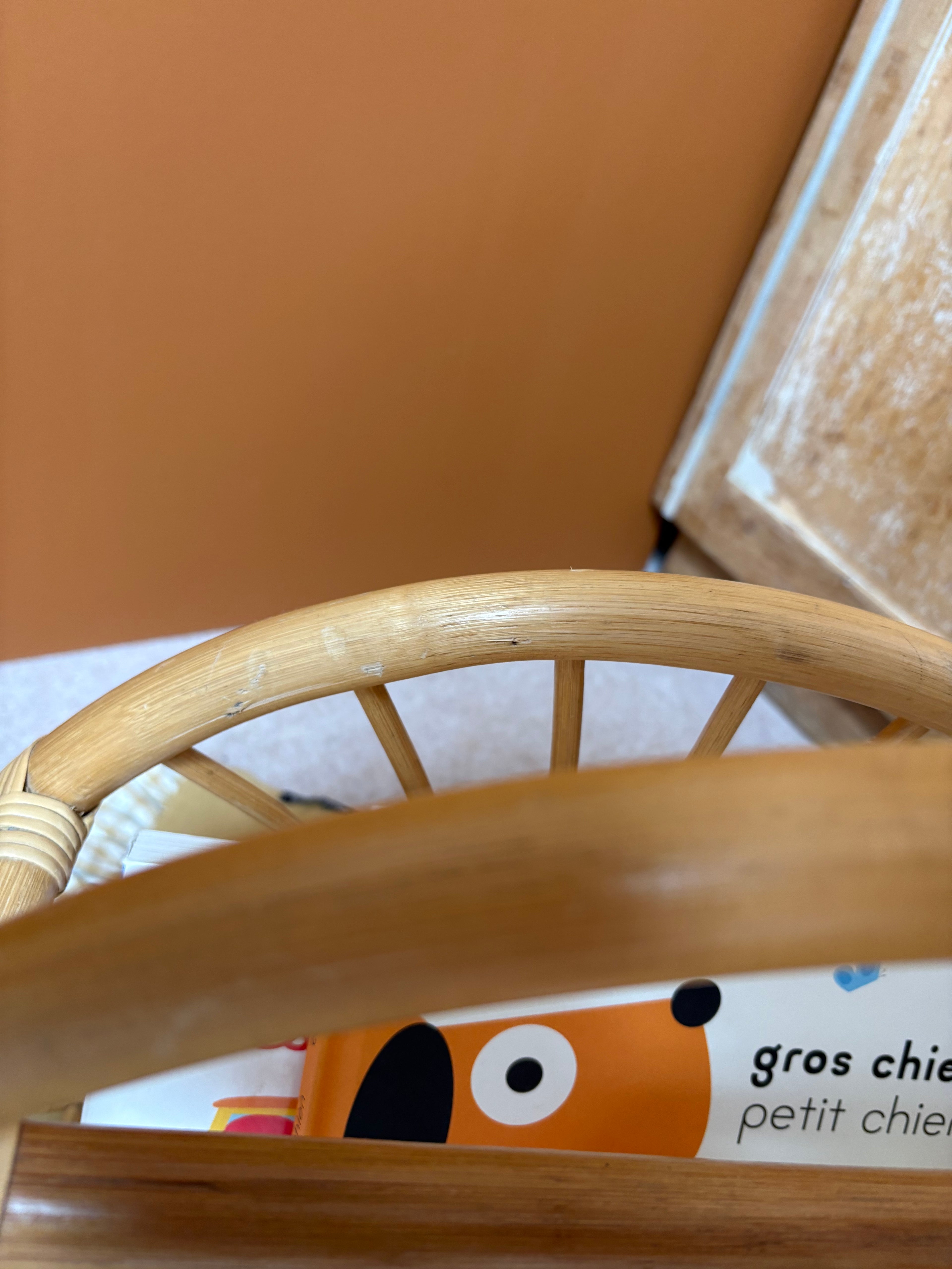 Porte revue vintage arrondi