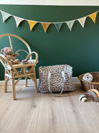 Joli fauteuil enfant arrondi